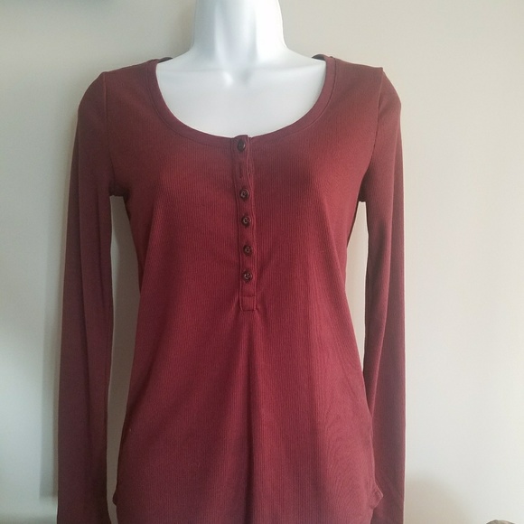 NWOT Burgundy long sleeve top - Picture 2 of 2